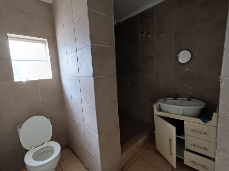 5 Bedroom Property for Sale in Hospitaalpark Free State